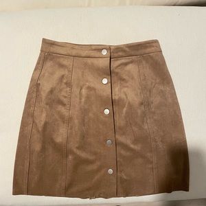 NWOT Aritzia Wilfred Free Centinela Skirt